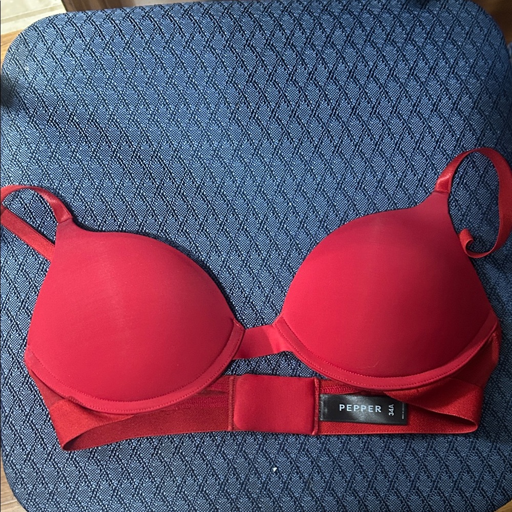 Pepper 34a NWOT Push-Up Bra